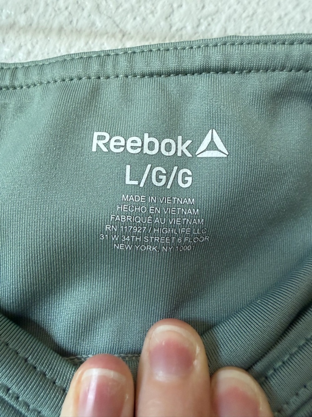 Reebok Focus Capri Compression Leggings: Side Pockets, EUC, Sage Green, Large - Picture 7 of 13